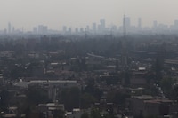 Ofrece EU ayuda a México para mayor uso de etanol en gasolinas; mejoraría calidad del aire