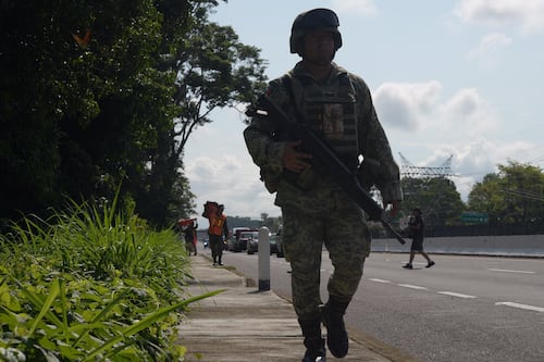Marina asegura toma clandestina en Huauchinango, Puebla