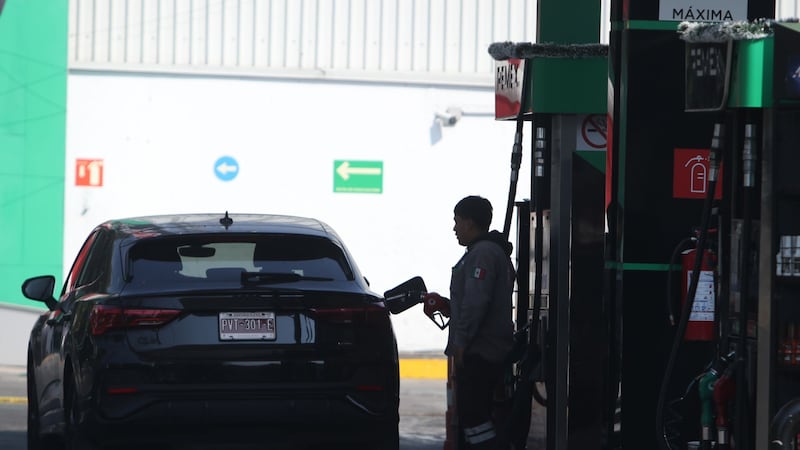 ‘Más bara que la Premium’: Precio del diésel queda en 28 pesos, confirma Hacienda