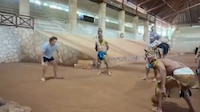 VIDEO: Tras su retiro del futbol, captan a Memo Ochoa practicando juego de pelota