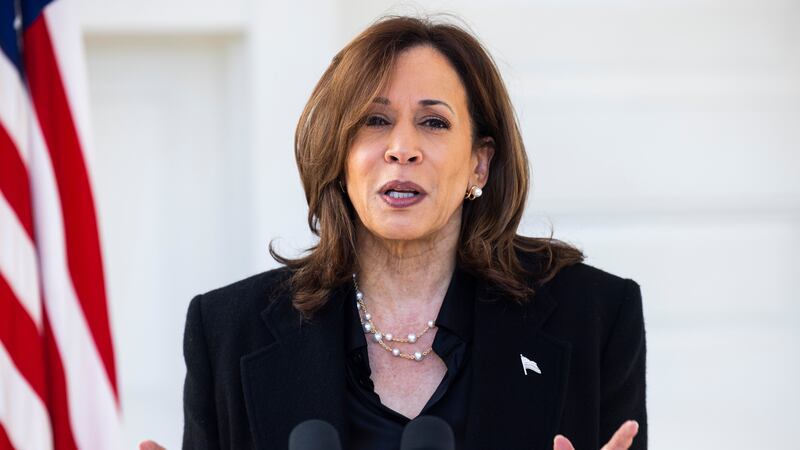 ¿Trump ‘elogió’ a Hitler? Kamala Harris lo llama fascista tras declaración de exsecretario