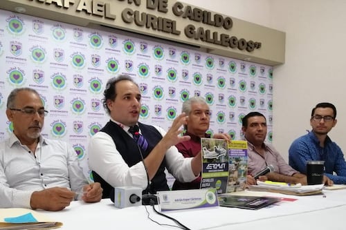 Alcalde de Valles dona terreno para hotel