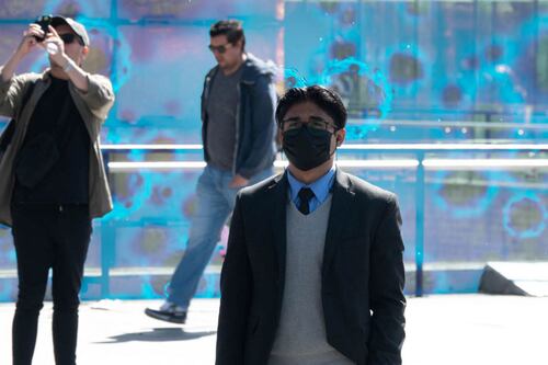 Ola de casos COVID en 2024: ¿Debemos apretar el ‘botón de pánico’? Esto dice Alejandro Macías