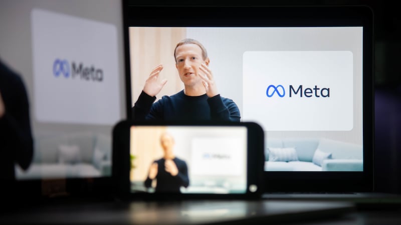 Zuckerberg pide a personal enfocarse en proyecto de videos tras caída de Meta