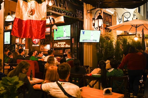 Familias ‘Fifas’ gastan 10% más en comida y alimentos para el Mundial 2026