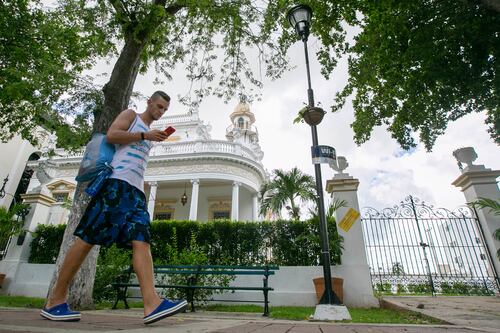 Lluvias evitan Yucatán, pero 'inundan' a Campeche y Quintana Roo