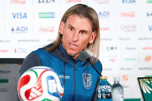 ¿Quién es Sebastián Beccacece, el entrenador argentino de Ecuador que sucumbió ante México?