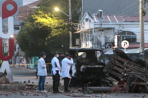 Atentado en Colombia a 6 días de la toma de protesta de Abelardo de la Espriella deja 11 heridos