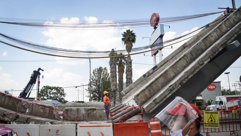CDMX entregará becas a niños y jóvenes afectados por el desplome de la Línea 12