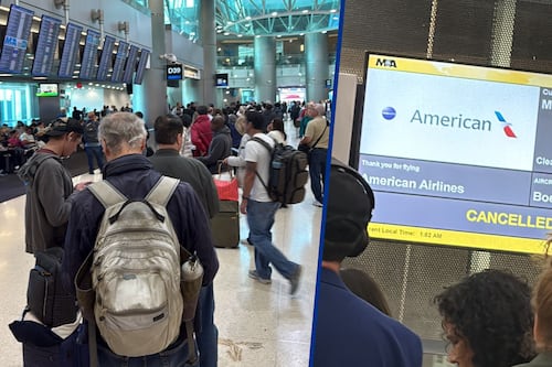 Varado en EU por la tormenta de nieve: Crónica de un mexicano que durmió en el aeropuerto de Miami