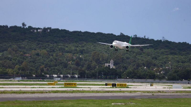 Gobierno de Trump no permitirá a aerolíneas mexicanas ampliar vuelos desde el AIFA y AICM a EU