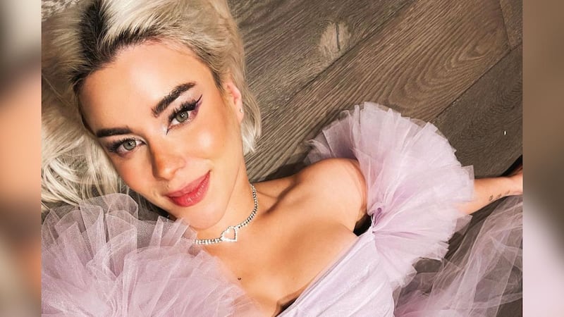 PERFIL: ¿Quién es Melissa Galindo? La cantante que señaló de acoso a Kalimba