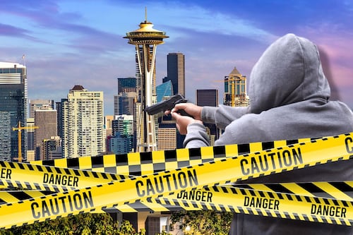 Tiroteo en centro de Seattle deja 2 muertos y 5 heridos: Policía captura a presunto atacante