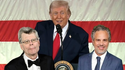 Stephen King y Mark Ruffalo están en la lista de famosos que criticaron el ataque de Donald Trump contra Irán. (Foto: EFE/AP)