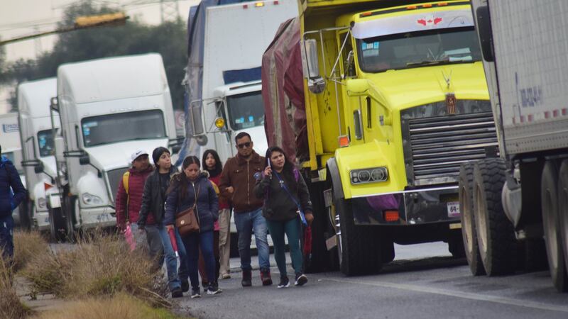 Megabloqueo de Transportistas afectará a la CDMX y Edomex: Estas vialidades estarán cerradas este lunes