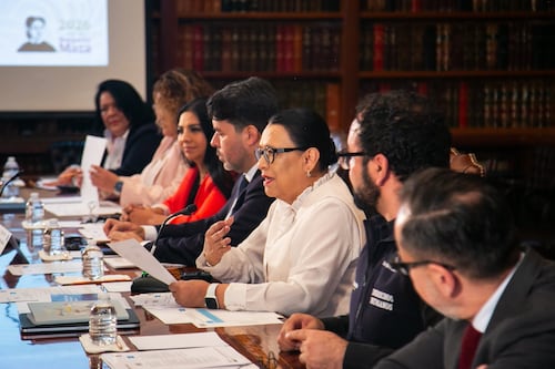 Rosa Icela participa en diálogo con alto comisionado de la ONU: ‘Coincidimos en la cooperación’