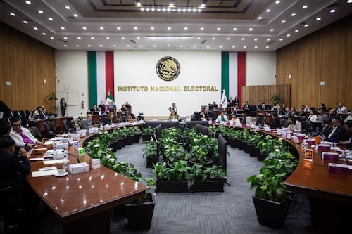 Menos spots y computos al final de la elección: Reforma electoral impactará en el INE