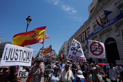 Polemizan en España tras aval a ley que perdona a independentistas catalanes