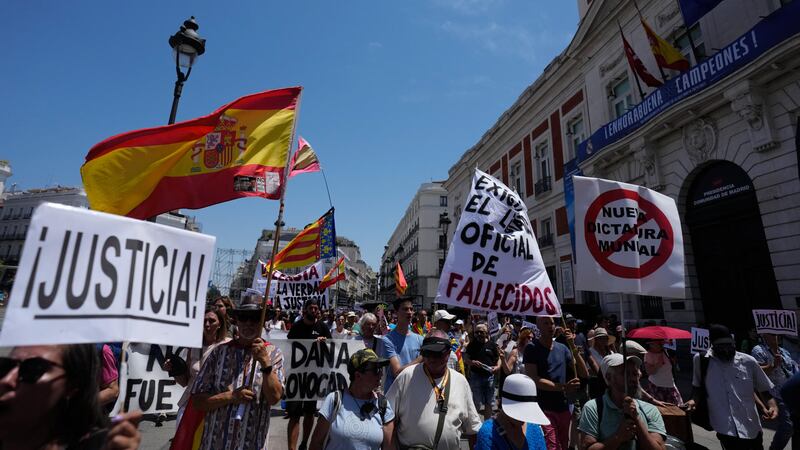 Polemizan en España tras aval a ley que perdona a independentistas catalanes
