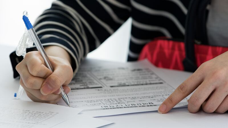 Solicitudes de subsidios por desempleo en EU caen