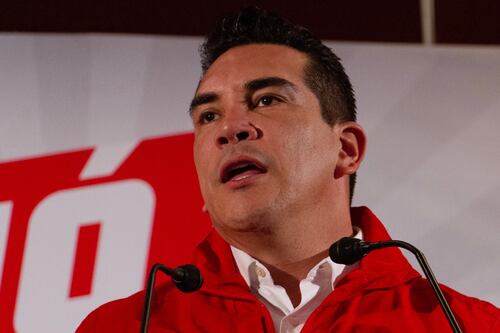 Alejandro Moreno supera 9 a 1 en votos a Ivonne Ortega en elección del PRI