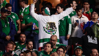Quiñones metió el primer gol del partido México-Ecuador