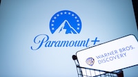 Paramount y Warner acuerdan pausa para fusión… hasta junio del 2027