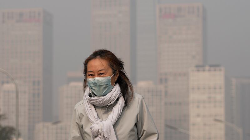 Nadie se salva: 99% de la población mundial respira aire contaminado, advierte la OMS