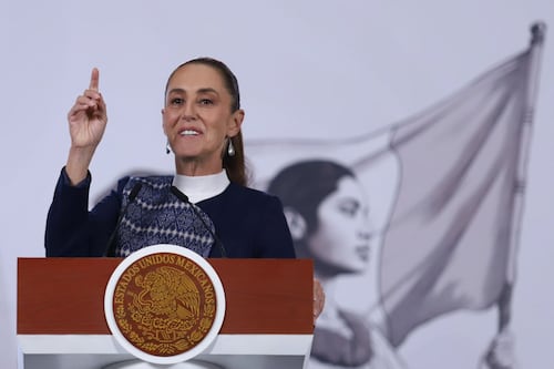 Sheinbaum: se dará a víctimas del tren becas, vivienda, escuela...