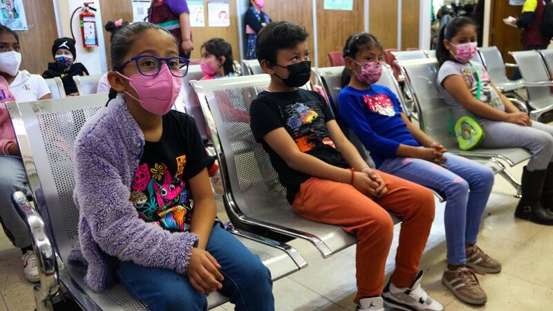 COVID largo en menores: estos son los síntomas para identificarlo, según especialista