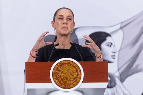 La salida de Claudia: ya no “corregir” el pasado