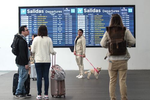 Ya puedes checar tu vuelo: AICM restablece servicio en pantallas de Terminal 2