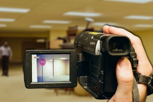 ¿Qué son los backrooms? La historia detrás de la nueva película de A24