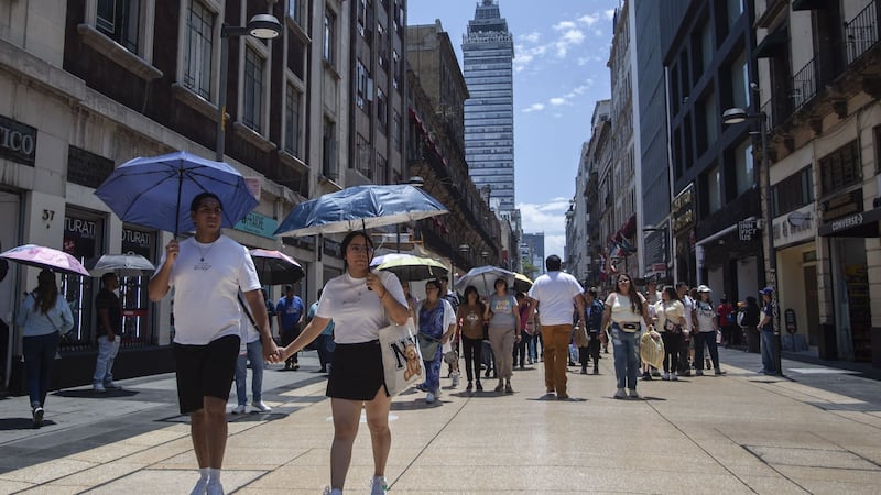 Onda de calor ‘arrasará’ HOY en 12 estados