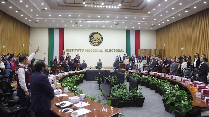 Así funcionaban las empresas que defraudaron al INE: Simulaban competencia y se repartían contratos