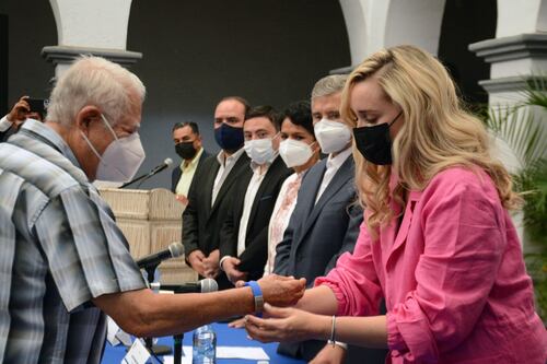 GPS para abuelitos: Cuernavaca entregará pulseras para localizarlos en caso de extravío