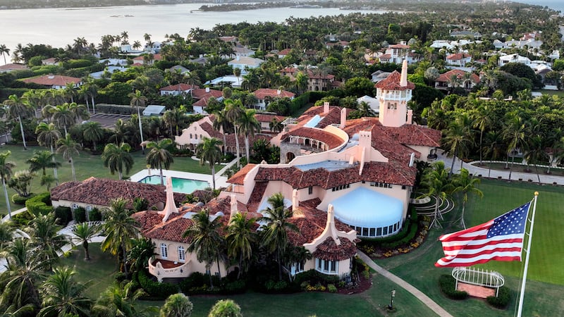 ¿Donald Trump en peligro? Abaten a sujeto que irrumpió en Mar-a-Lago y que portaba una escopeta
