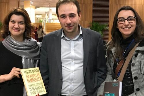 El pueblo contra la democracia