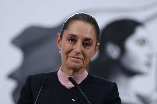 Claudia Sheinbaum exige respeto a EU tras freno a aerolíneas; pide diálogo con Marco Rubio