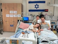 Los niños israelíes que regresaron de los túneles de Hamás