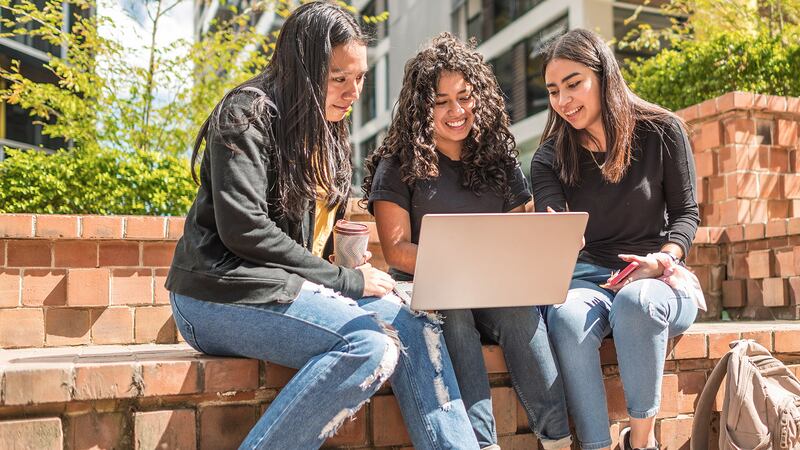 Convocatoria UAEMex 2024-2025 para licenciatura: Requisitos, fechas y cómo registrarte