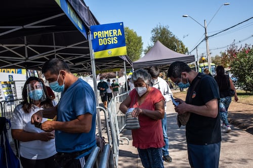 Estas son las vacunas con mayor éxito en el esfuerzo de los países para dejar atrás la pandemia