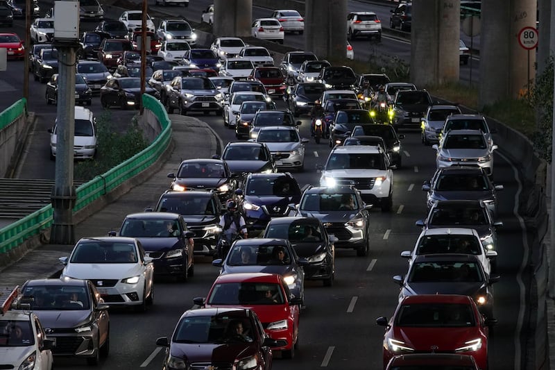 Venta de vehículos rompe récord con alza de 8.6 por ciento en abril: Autos chinos impulsan mercado mexicano