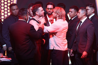 Nicola Porcella y Aldo de Nigris se enfrentan en uno de los combates de Ring Royale 2026. (Foto: Cuartoscuro)