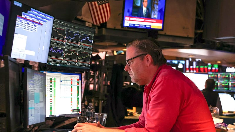 Nasdaq lidera pérdidas en Wall Street por temores sobre el gasto en inteligencia artificial; así cierra HOY