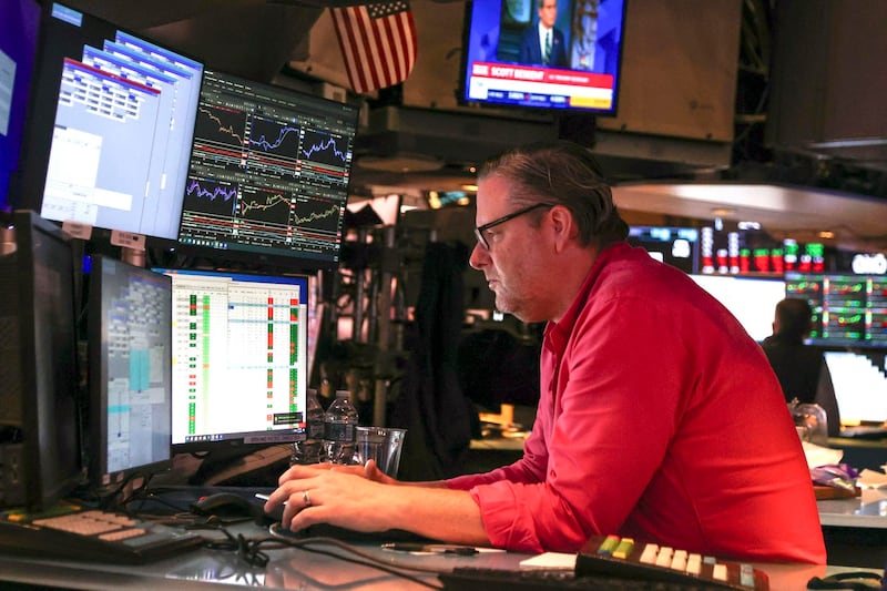 Wall Street abre negativo por venta de títulos tecnológicos: ¿Cómo opera HOY?