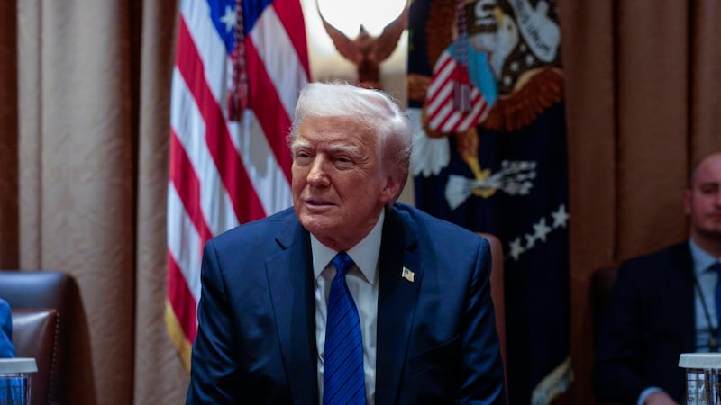 Les pone ‘estrellita’: Trump reconoce que México y Canadá han mejorado tras amenaza de aranceles