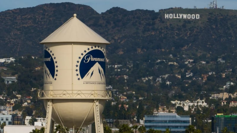 ¿Por qué se oponen a fusión Paramount-WB en EU?