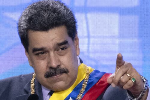 ¿El inicio del fin del 'sueño socialista'? Venezuela cede control de empresas a privados
