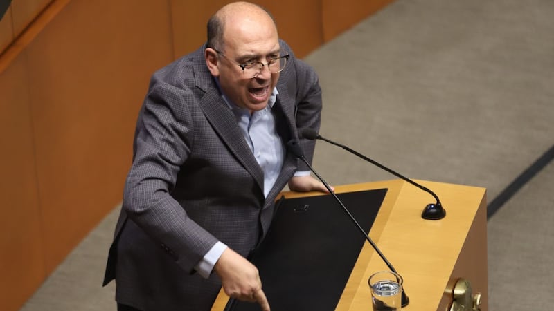 ‘Es muy metiche’: Moreira critica a AMLO por carta que respalda a Sheinbaum ante Trump